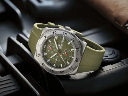 Green mechanical watch from CONTÉVANOU