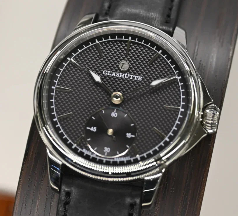 Black silver mechanical leather watch from CONTÉVANOU