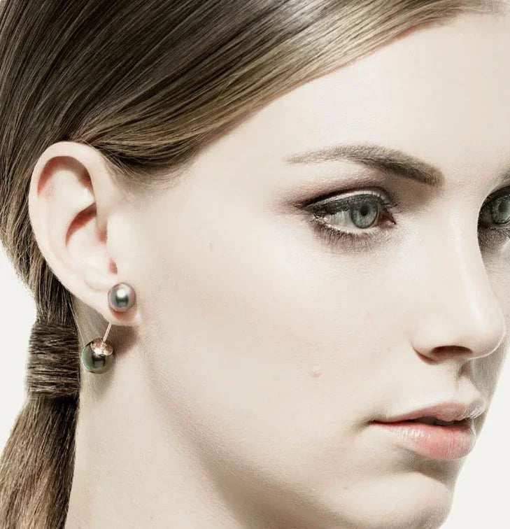 Black earrings from CONTÉVANOU