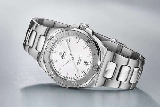 Silver automatic watch from CONTÉVANOU