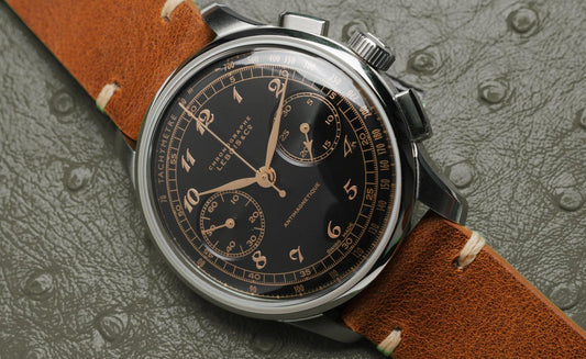 クラシックなクロノグラフ腕時計、レザーストラップ、機械式時計、黒文字盤
