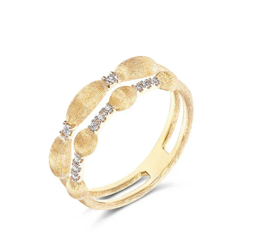 ダイヤモンドが輝く、マットゴールドのデザインリング、ジュエリー商品画像