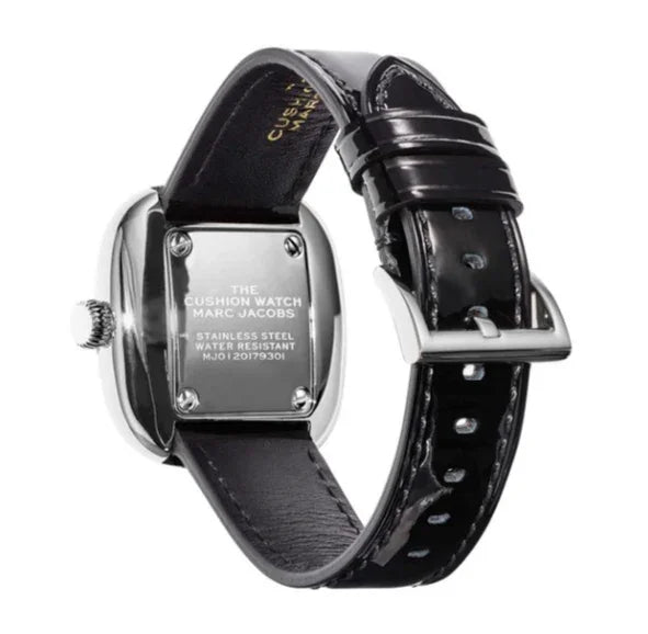 スクエア型ケースとブラックレザーベルトの高級腕時計、裏蓋ステンレス仕様