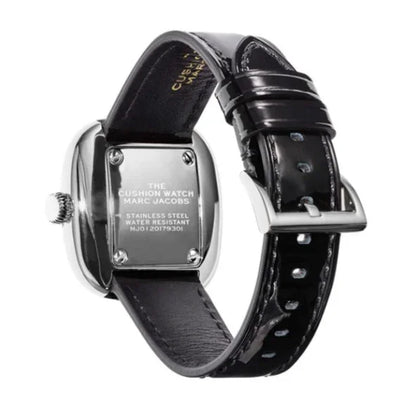 スクエア型ケースとブラックレザーベルトの高級腕時計、裏蓋ステンレス仕様