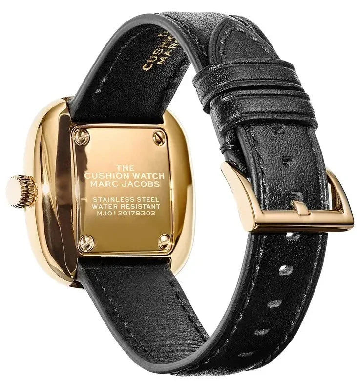 ゴールドケースとブラックレザーベルトが特徴のクッション型腕時計、裏蓋表示あり